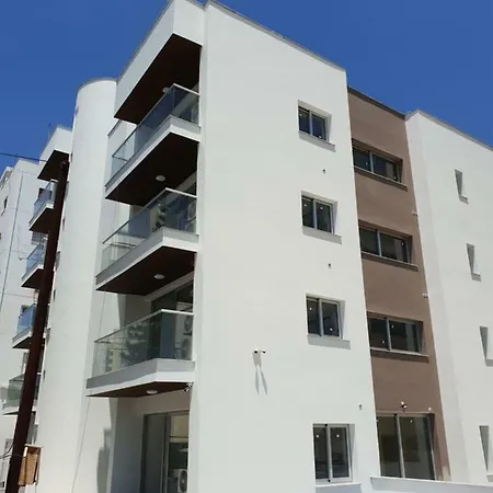 Egkomi Luxury Spacious * Nicosia